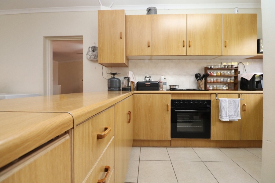 3 Bedroom Property for Sale in Flamwood North West